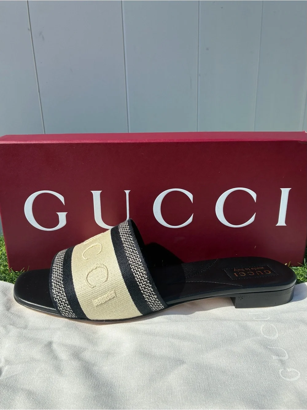 GUCCI JANE EMBROIDERED LOGO BLACK IVORY JACQUARD LEATHER SANDALS SZ 39.5 NEW